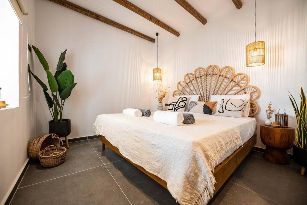 Casacarma Iii, Private Pool, Boho Design, Central Lakhania Bagian luar foto